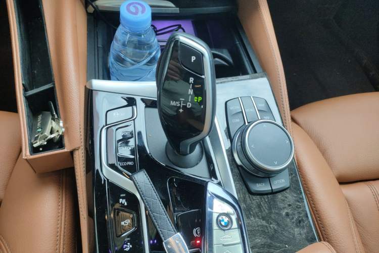 Used BMW 6 Series GT 2021 Restyled 630i M Sport Package Gear Lever