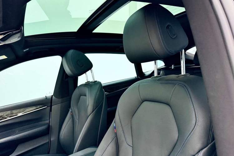 Used BMW 6 Series GT 2021 Restyled 630i M Sport Package Headliner