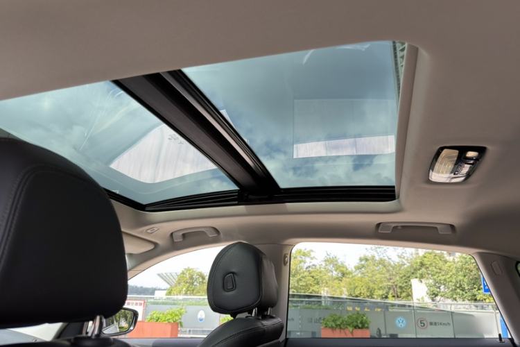 Used BMW 6 Series GT 2021 630i Luxury Design Package Headliner