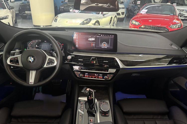 Used BMW 6 Series GT 2021 Restyled 630i M Sport Package Interior 1