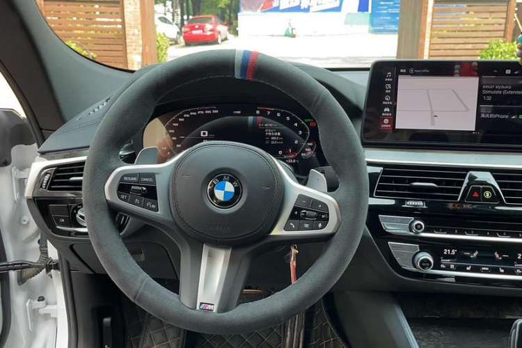 Used BMW 6 Series GT 2021 630i M Sport Package Interior 3