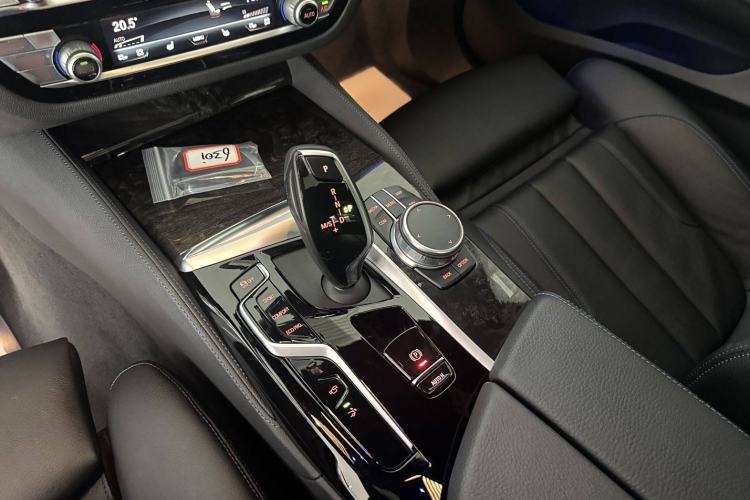 Used BMW 6 Series GT 2021 Restyled 630i M Sport Package Interior 6