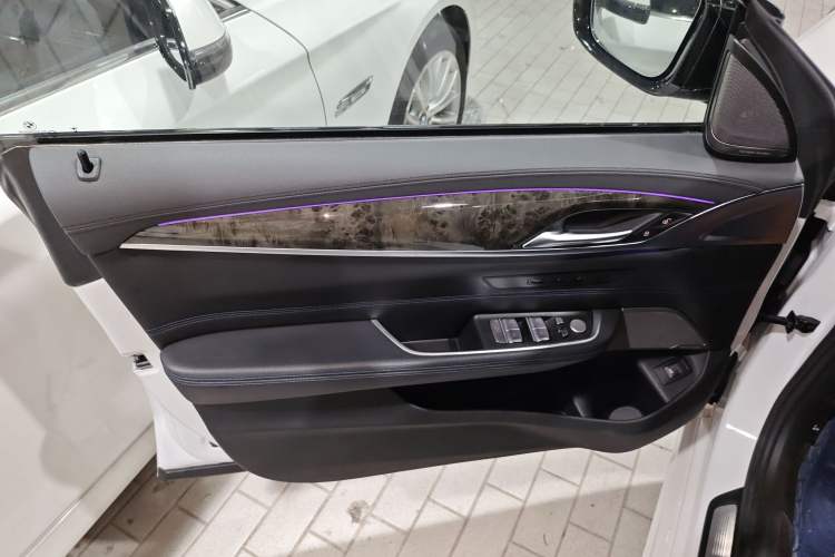 Used BMW 6 Series GT 2021 630i M Sport Package Left Front Door Interior