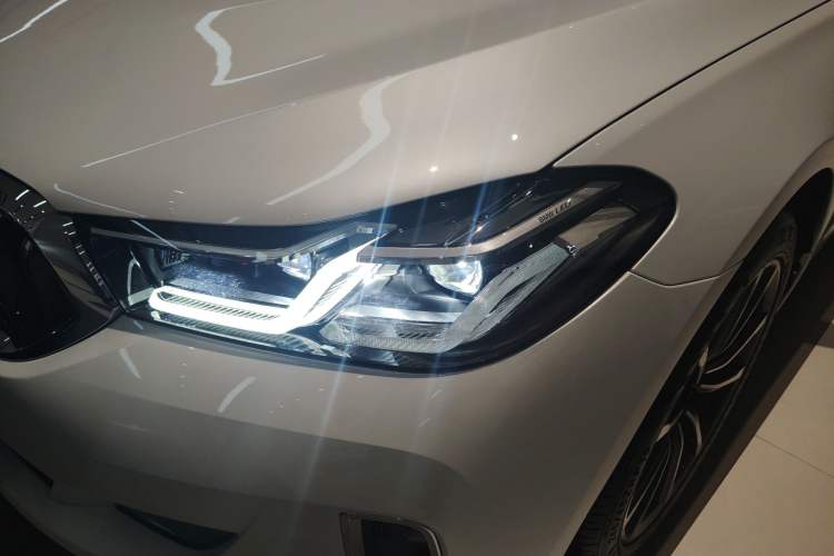 Used BMW 6 Series GT 2021 Updated 630i Luxury Design Package Left Front Headlight