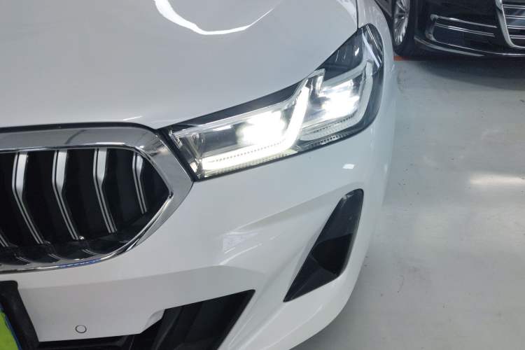 Used BMW 6 Series GT 2021 630i M Sport Package Left Front Headlight