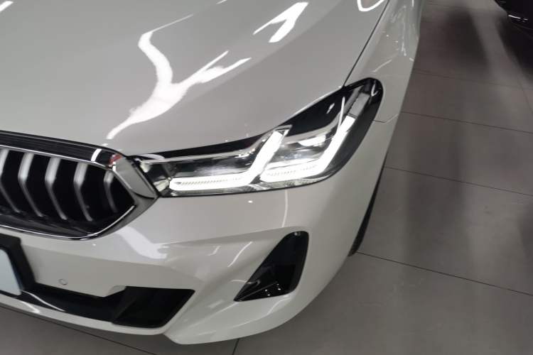 Used BMW 6 Series GT 2021 630i M Sport Package Left Front Headlight