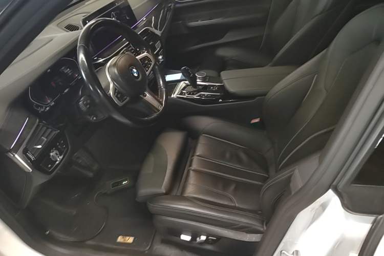 Used BMW 6 Series GT 2021 630i M Sport Package Left Front Seat
