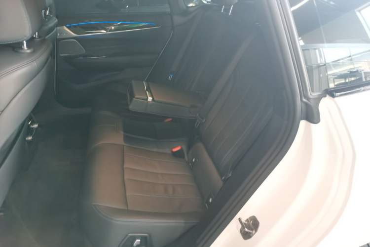 Used BMW 6 Series GT 2021 630i M Sport Package Left Rear Seat