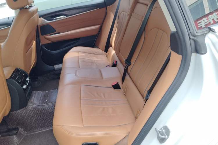 Used BMW 6 Series GT 2021 630i Luxury Design Package Left Rear Seat