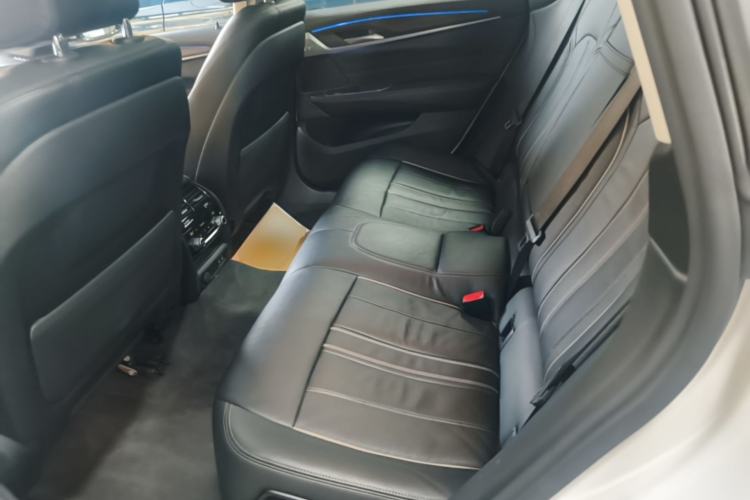 Used BMW 6 Series GT 2021 630i Luxury Design Package Left Rear Seat