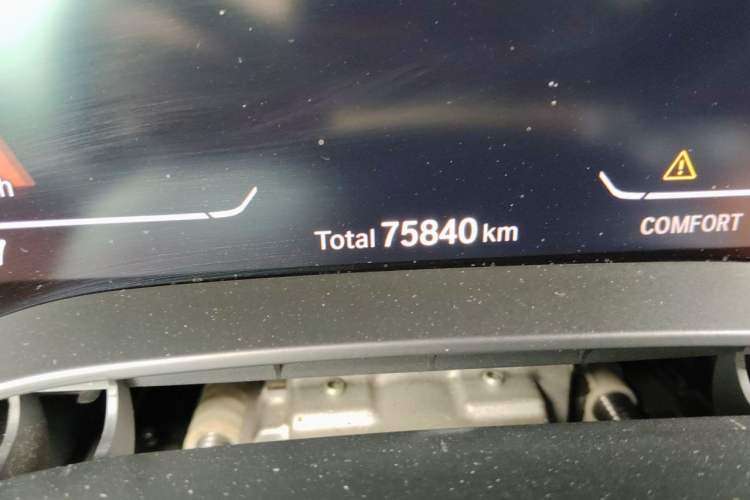 Used BMW 6 Series GT 2021 630i M Sport Package Odometer Close Up