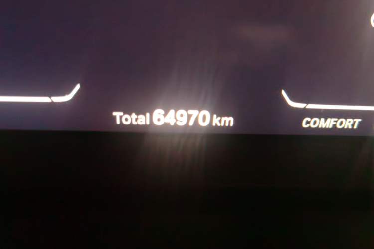Used BMW 6 Series GT 2021 630i M Sport Package Odometer Close Up
