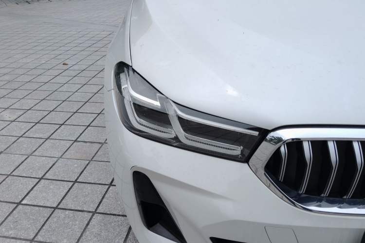 Used BMW 6 Series GT 2021 630i M Sport Package Right Front Headlight