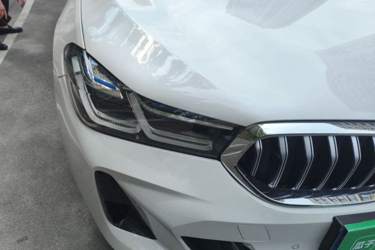 Used BMW 6 Series GT 2021 630i M Sport Grand Touring Edition Right Front Headlight