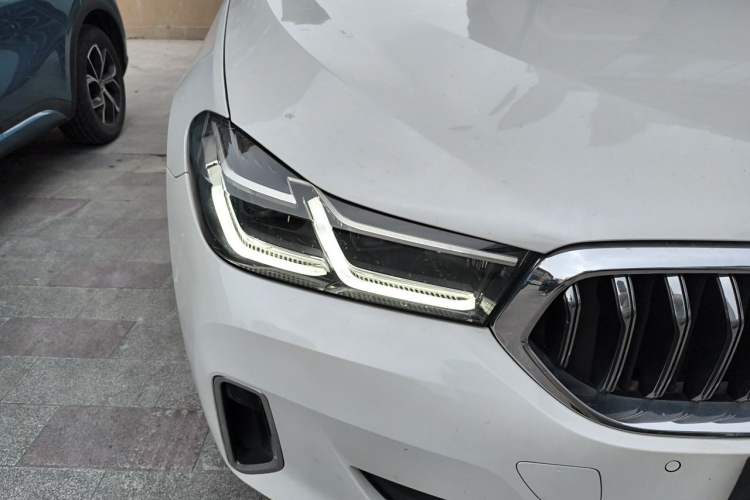 Used BMW 6 Series GT 2021 630i Luxury Design Package Right Front Headlight