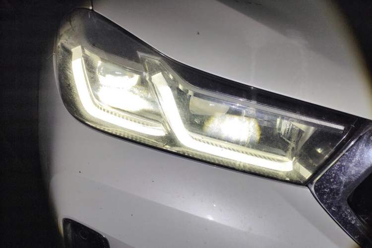 Used BMW 6 Series GT 2021 Updated 630i Luxury Design Package Right Front Headlight