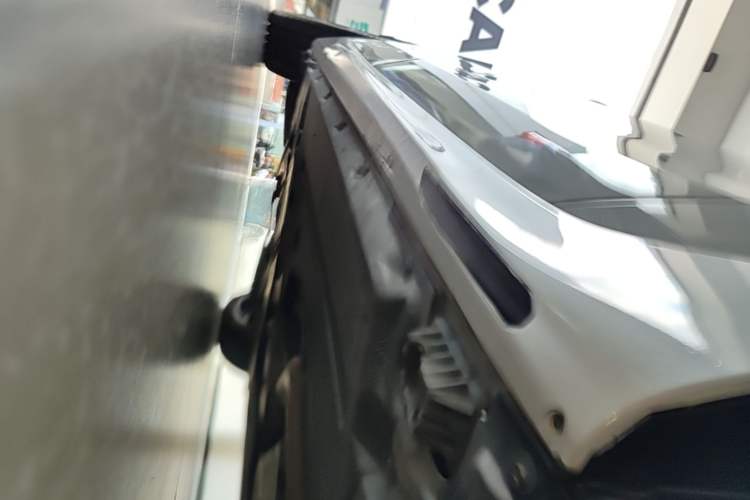 Used BMW 6 Series GT 2021 Restyled 630i M Sport Package Right Side Sill