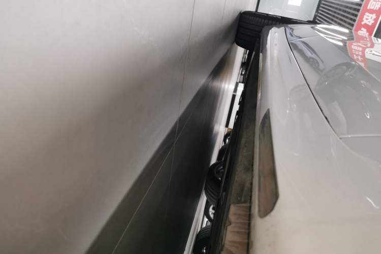 Used BMW 6 Series GT 2021 630i M Sport Package Right Side Sill
