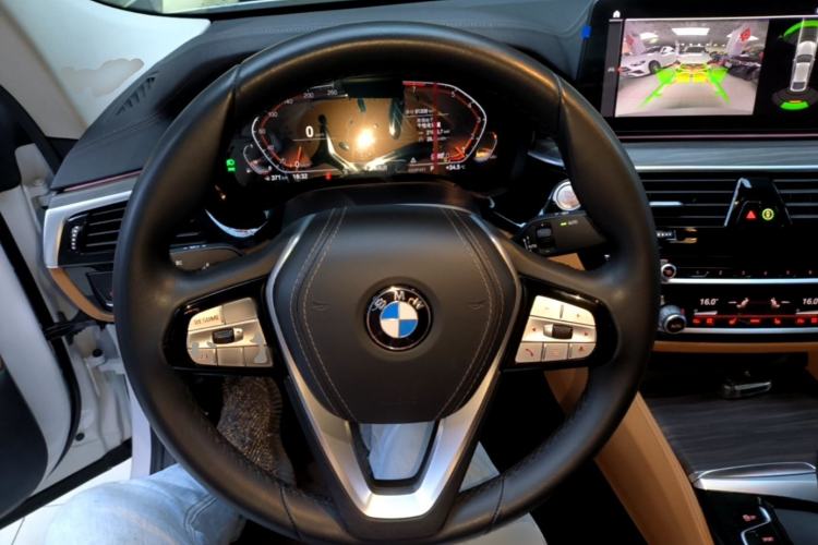 Used BMW 6 Series GT 2021 Updated 630i Luxury Design Package Steering Wheel