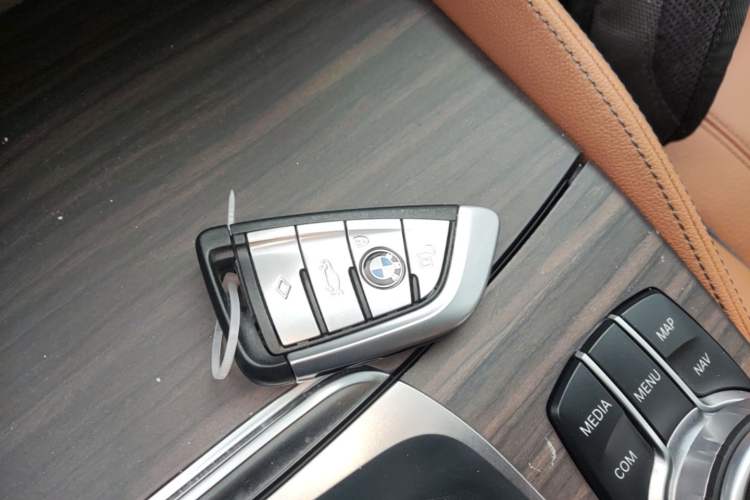 Used BMW 6 Series GT 2021 630i Luxury Design Package Vehicle Key