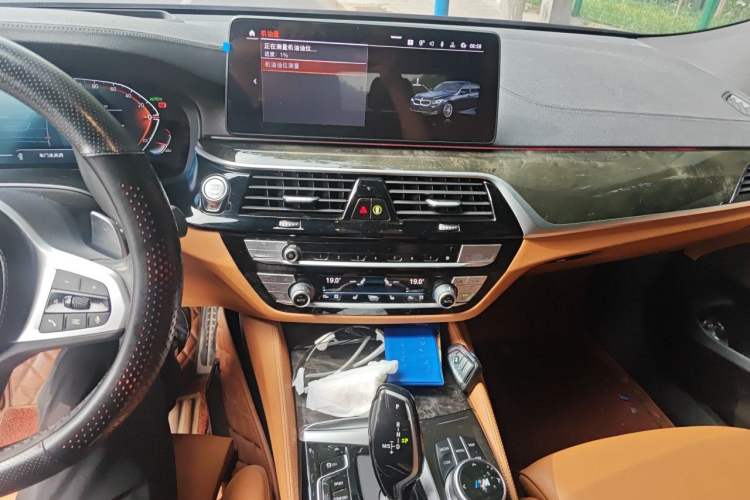 Used BMW 6 Series GT 2022 630i M Sport Package Audio And AC Panel