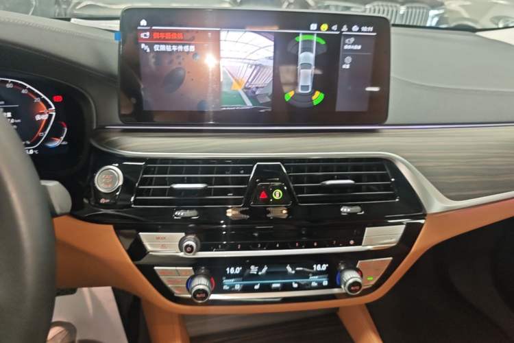 Used BMW 6 Series GT 2022 630i Luxury Design Package Audio And AC Panel