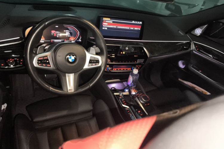 Used BMW 6 Series GT 2022 630i M Sport Package Center Console