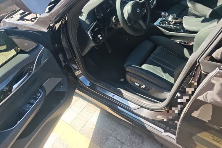 Used BMW 6 Series GT 2022 630i M Sport Package Driver Seat