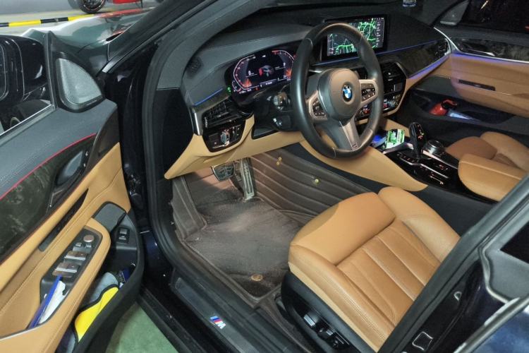 Used BMW 6 Series GT 2022 630i M Sport Package Driver Seat