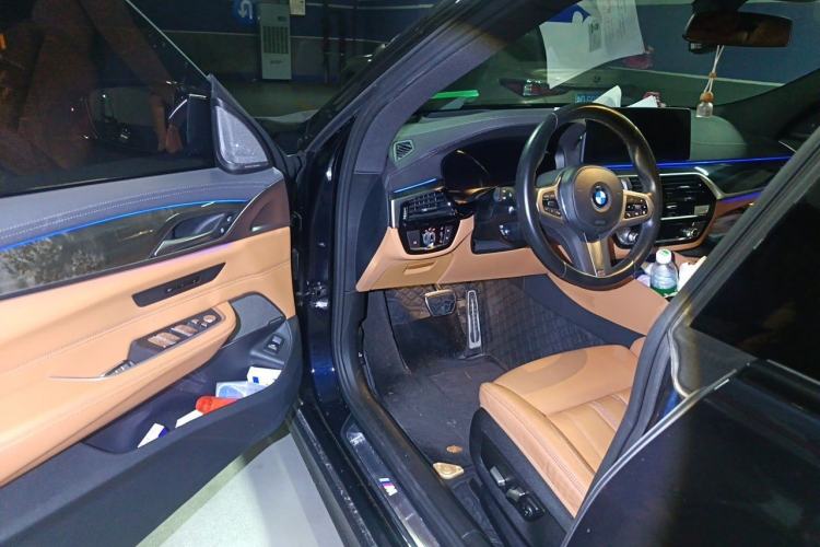Used BMW 6 Series GT 2022 630i M Sport Package Driver Seat