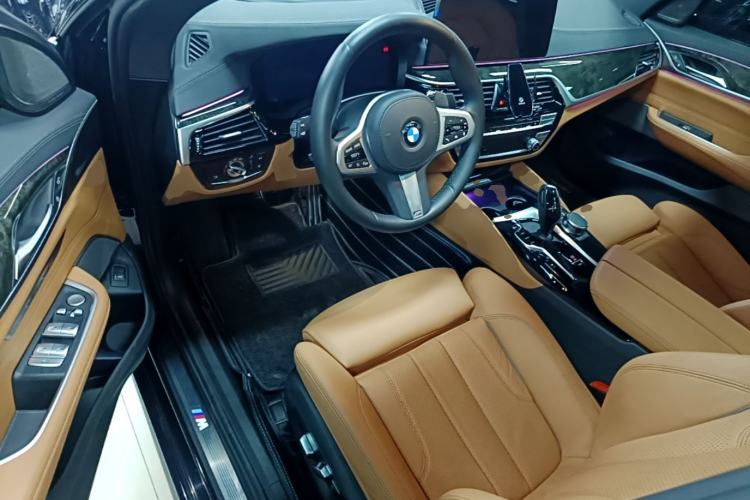 Used BMW 6 Series GT 2022 630i M Sport Package Driver Seat