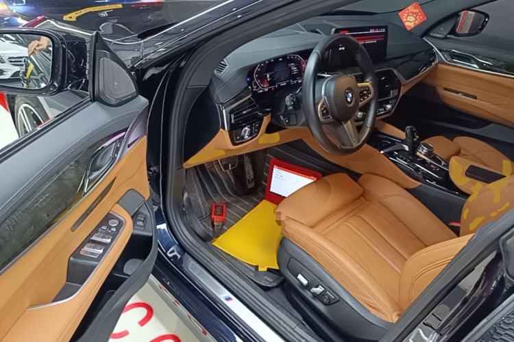 Used BMW 6 Series GT 2022 630i M Sport Package Driver Seat