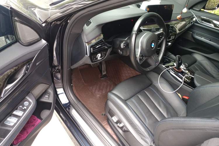 Used BMW 6 Series GT 2022 630i M Sport Package Driver Seat