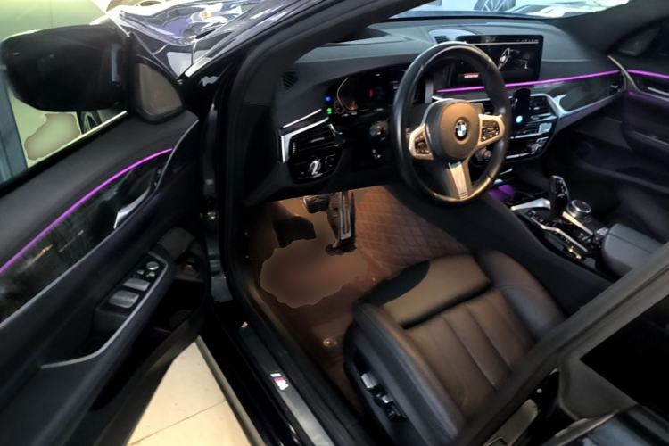 Used BMW 6 Series GT 2022 630i M Sport Package Driver Seat