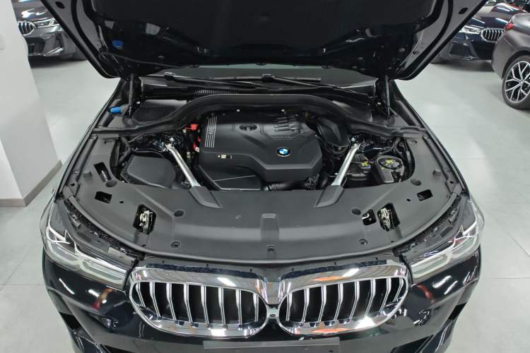 Used BMW 6 Series GT 2022 630i M Sport Package Engine Bay