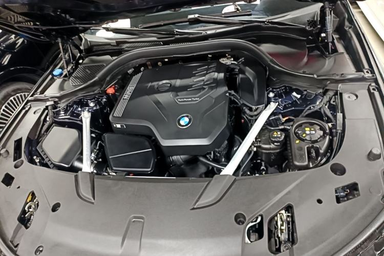 Used BMW 6 Series GT 2022 630i M Sport Package Engine Bay