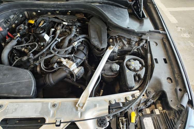 Used BMW 6 Series GT 2022 630i M Sport Package Engine Bay Left