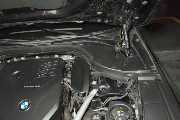 Used BMW 6 Series GT 2022 630i M Sport Package Engine Bay Left