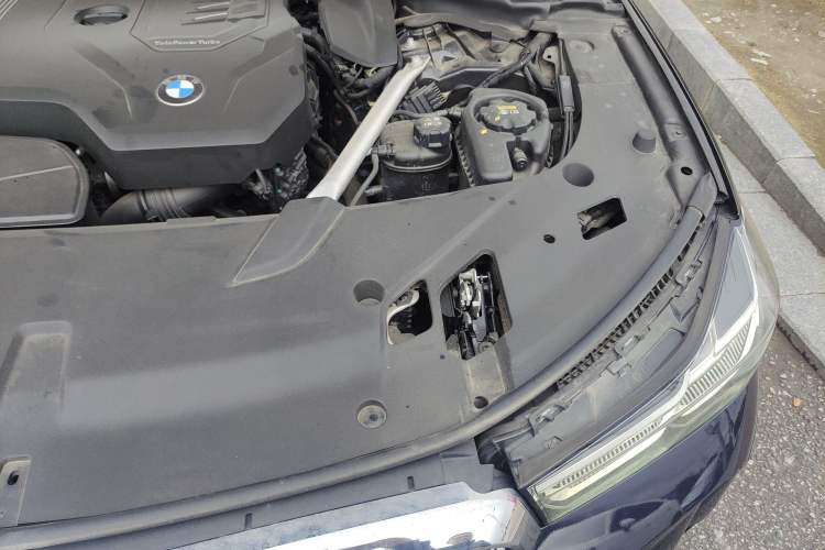 Used BMW 6 Series GT 2022 630i M Sport Package Engine Bay Left
