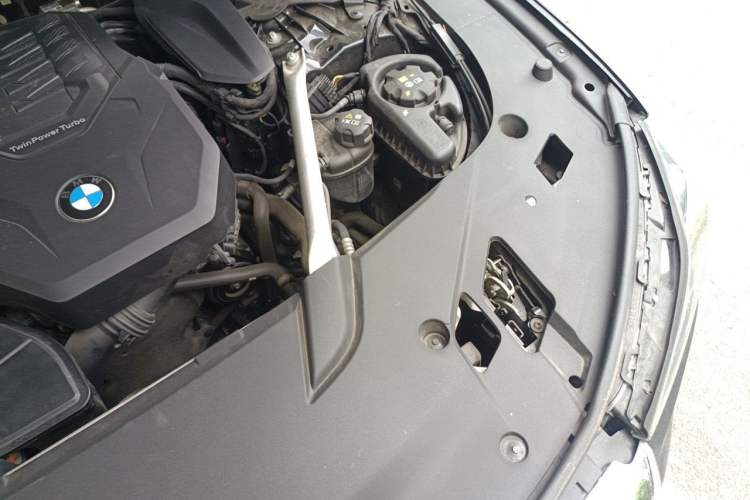 Used BMW 6 Series GT 2022 630i M Sport Package Engine Bay Left