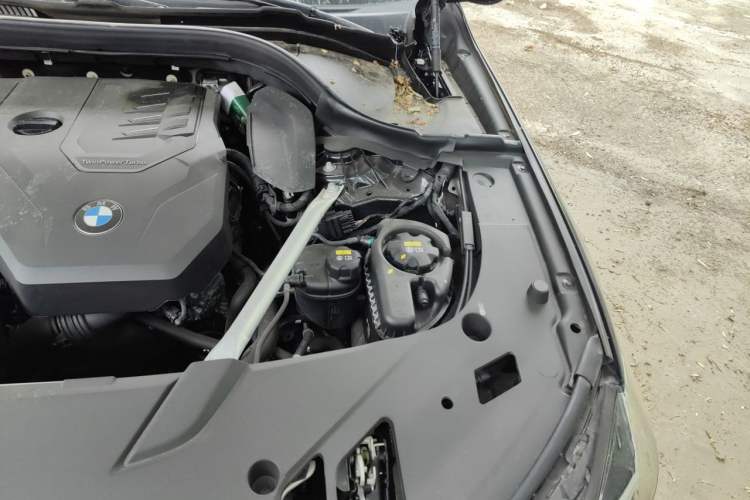 Used BMW 6 Series GT 2022 630i M Sport Package Engine Bay Left