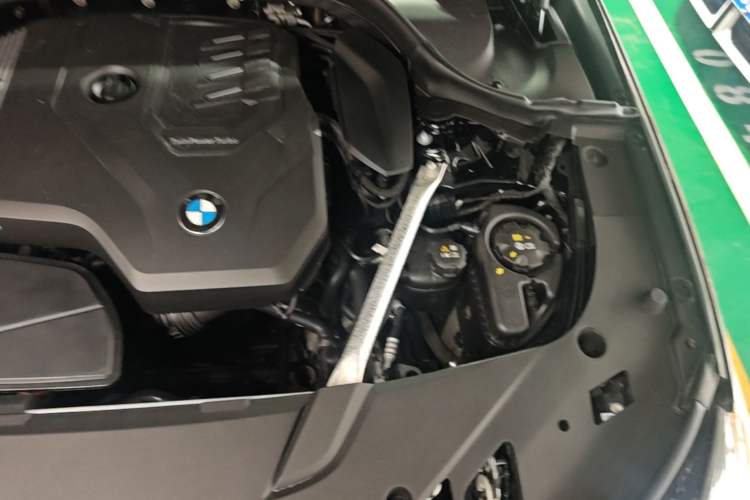 Used BMW 6 Series GT 2022 630i M Sport Package Engine Bay Left