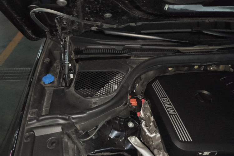 Used BMW 6 Series GT 2022 630i M Sport Package Engine Bay Right