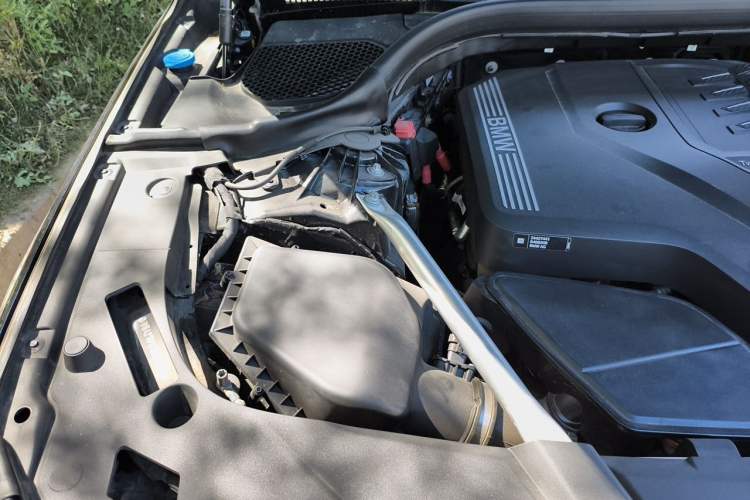 Used BMW 6 Series GT 2022 630i M Sport Package Engine Bay Right