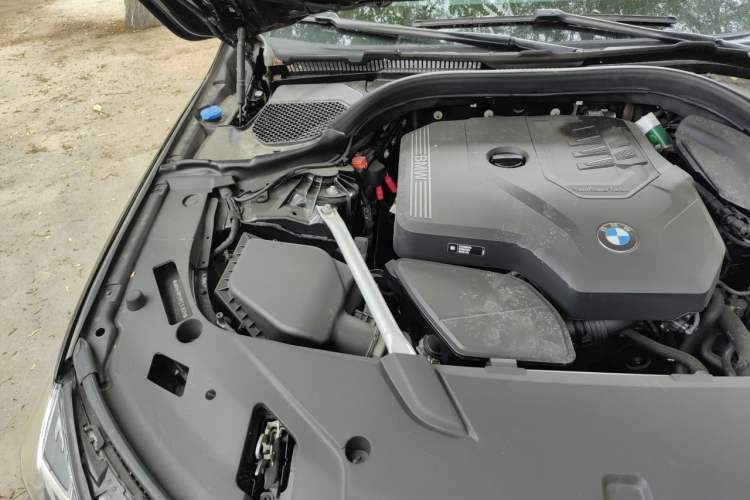 Used BMW 6 Series GT 2022 630i M Sport Package Engine Bay Right