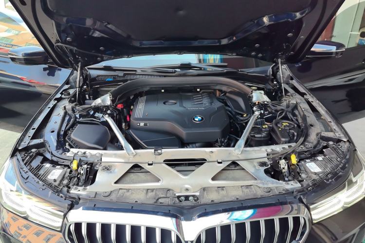 Used BMW 6 Series GT 2022 630i M Sport Package Engine Bay