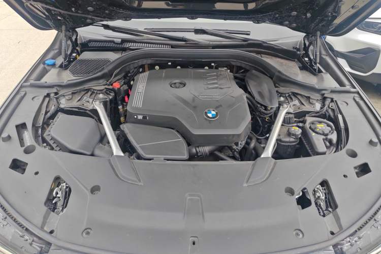 Used BMW 6 Series GT 2022 630i M Sport Package Engine Bay