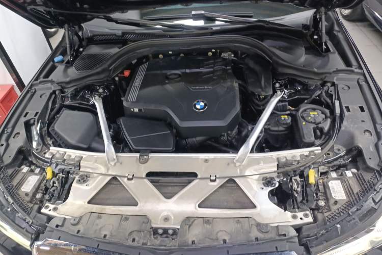 Used BMW 6 Series GT 2022 630i M Sport Package Engine Bay