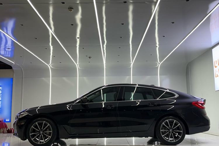 Used BMW 6 Series GT 2022 630i Luxury Design Package Exterior 2