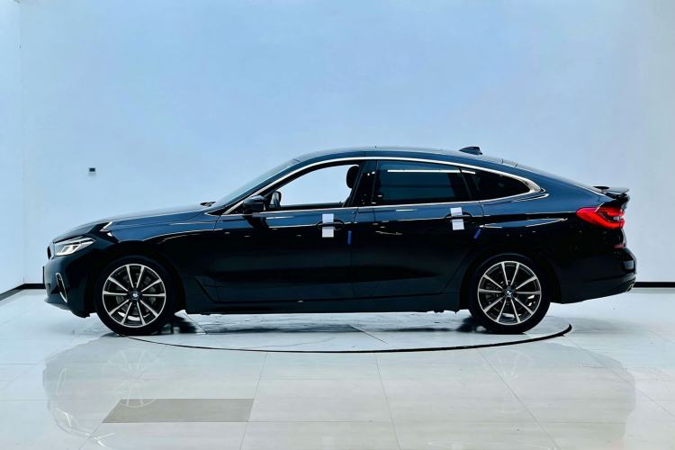 Used BMW 6 Series GT 2022 630i Luxury Design Package Exterior 3